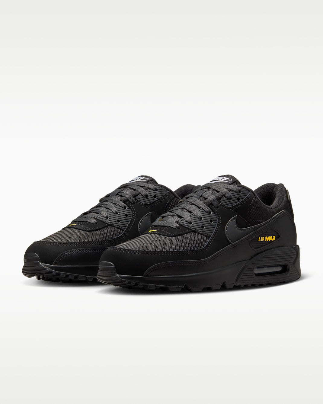 Air Max 90 Retro Sneakers: All-Day Comfort & Timeless Streetwear Style