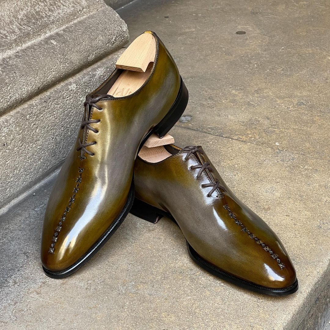 Super Armand - Whole Cut and Perforations