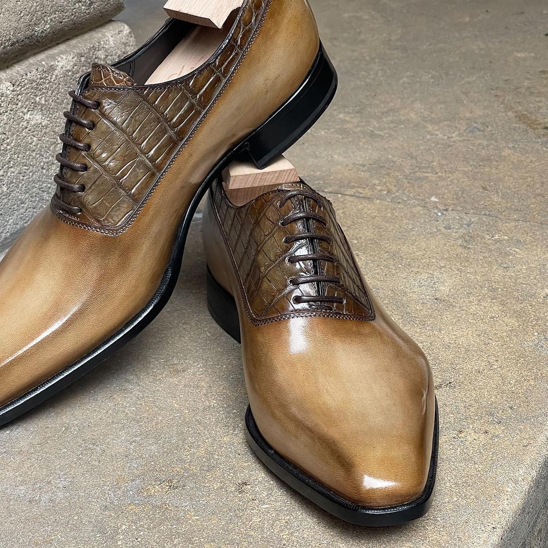 Richelieu à Balmoral en crocodile - patine Vintage Calf