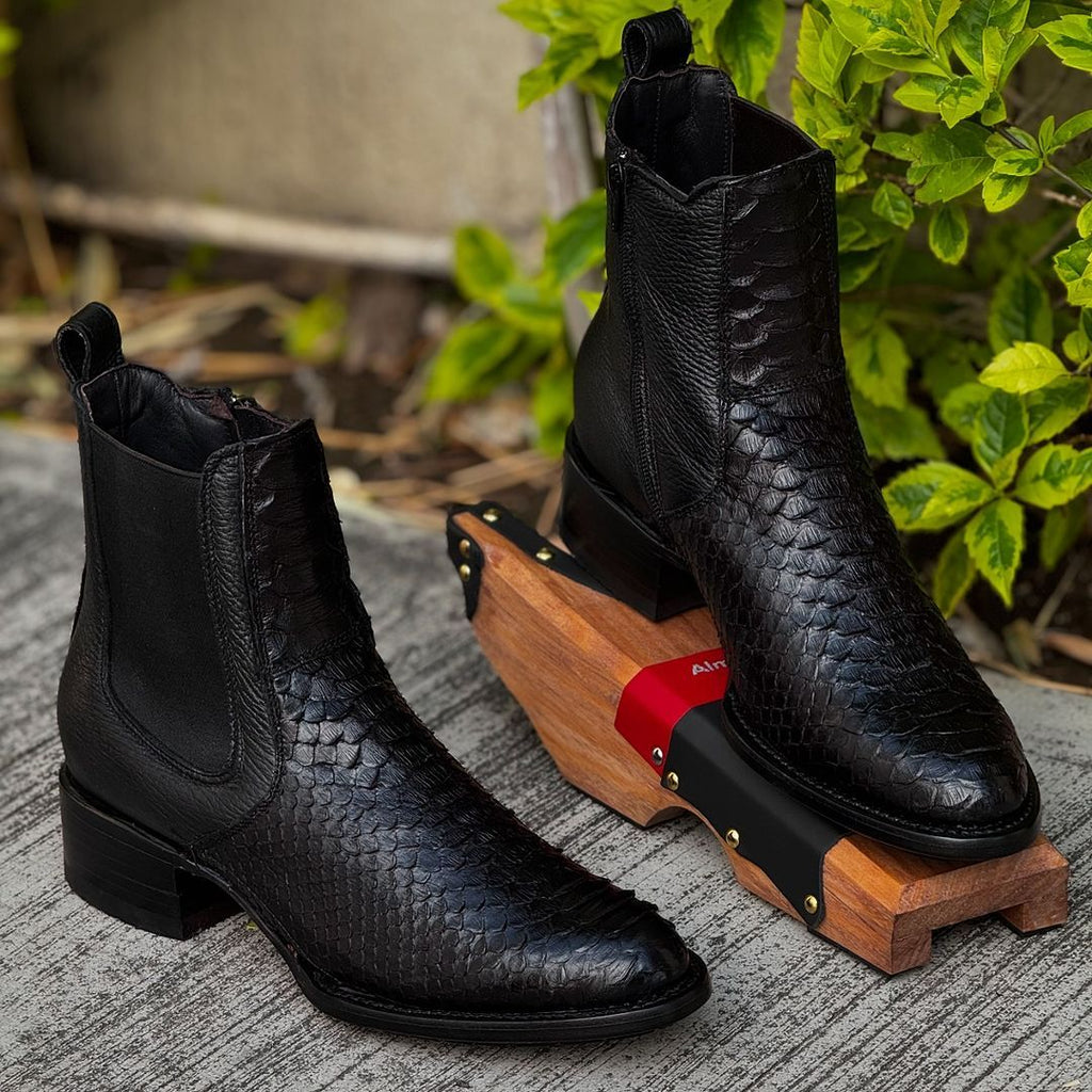Black Boots Python Snake Skin in Shiny Finish